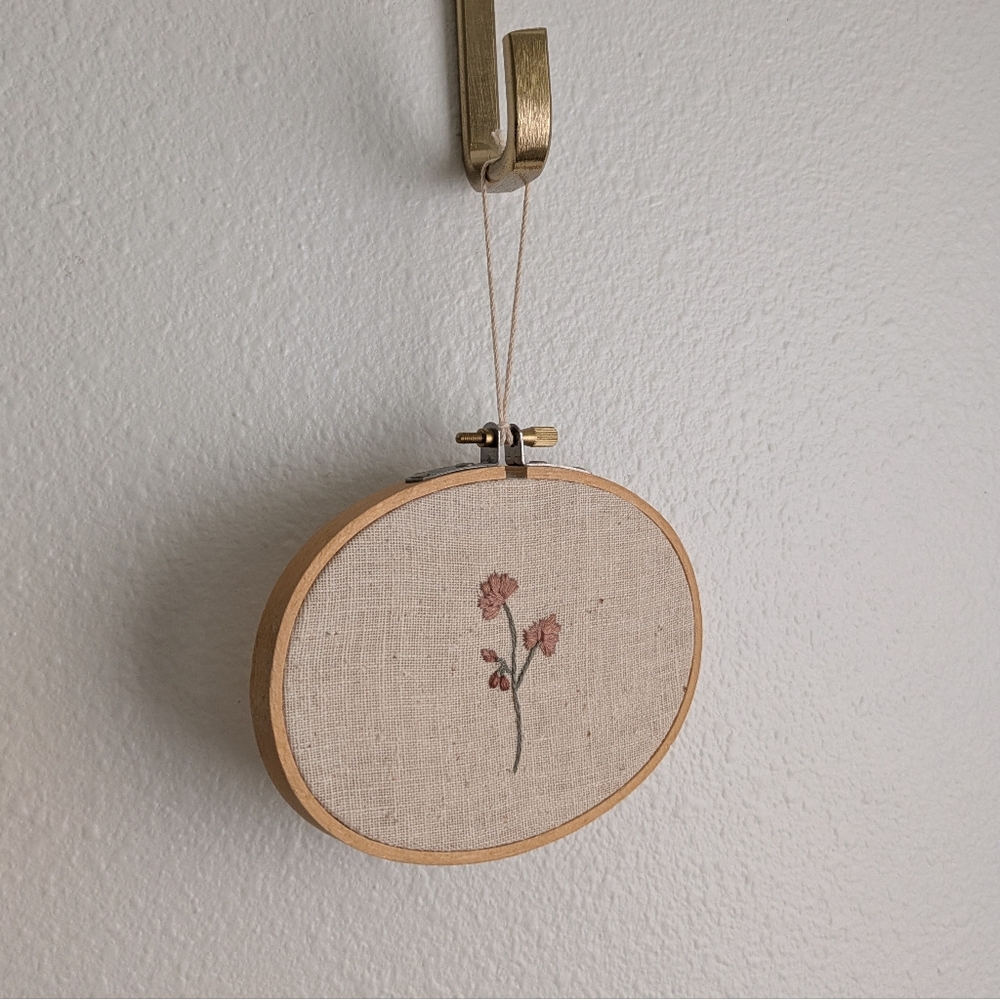 Floral Hand Embroidery Oval Hoop Wall Hanging